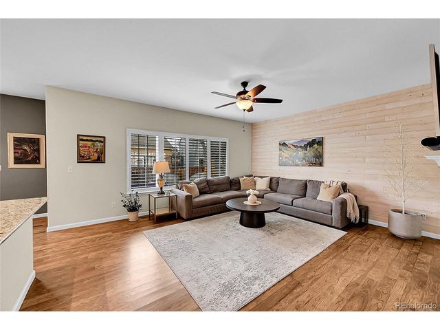 9424 S Hackberry Ln, Highlands Ranch, CO 80129