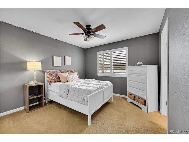 9424 S Hackberry Ln, Highlands Ranch, CO 80129