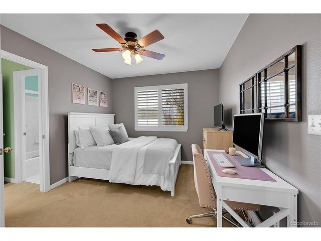 9424 S Hackberry Ln, Highlands Ranch, CO 80129