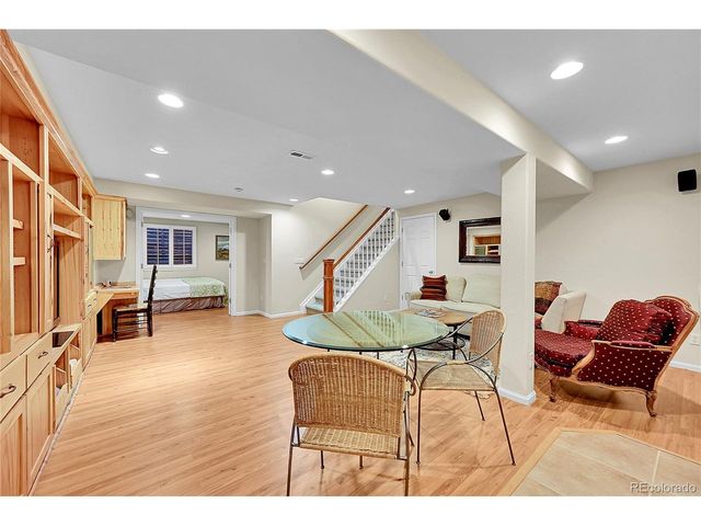 9424 S Hackberry Ln, Highlands Ranch, CO 80129