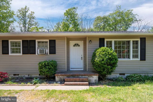 14208 SPRINGFIELD LN, King George, VA 22485
