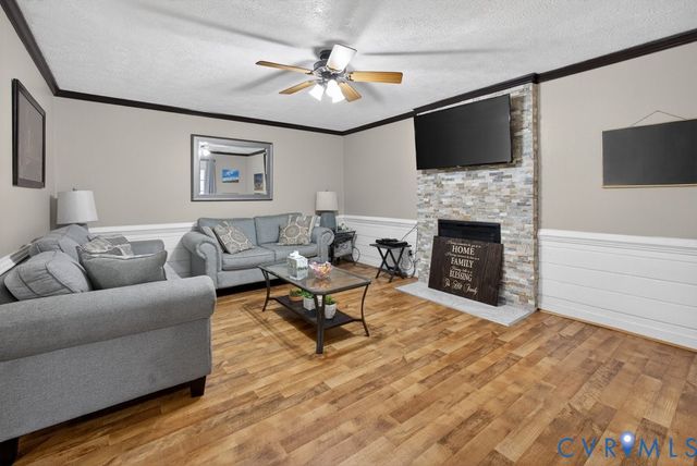 11103 Churchill Ct, Chester, VA 23831