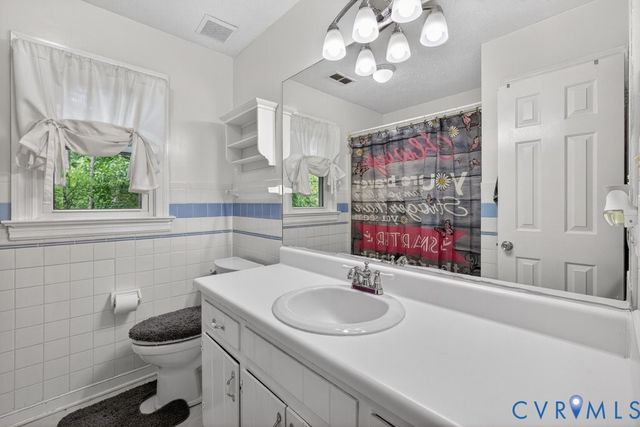 11103 Churchill Ct, Chester, VA 23831