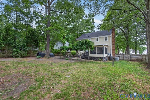 11103 Churchill Ct, Chester, VA 23831
