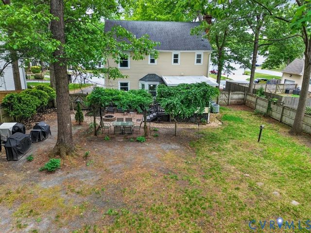11103 Churchill Ct, Chester, VA 23831