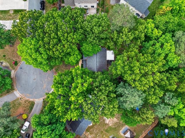 11103 Churchill Ct, Chester, VA 23831