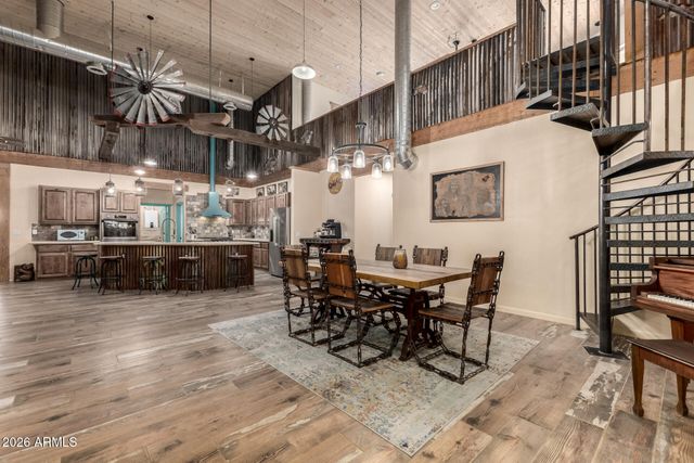 27194 N BEAR PAW Pass, San Tan Valley, AZ 85144