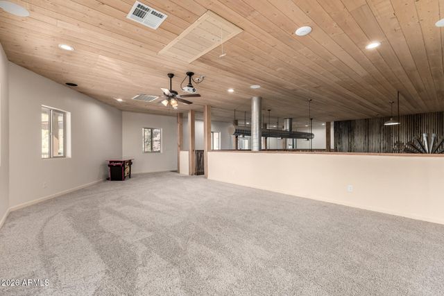 27194 N BEAR PAW Pass, San Tan Valley, AZ 85144