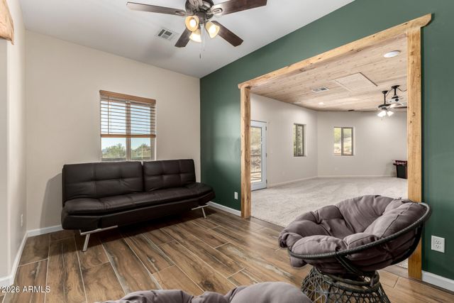 27194 N BEAR PAW Pass, San Tan Valley, AZ 85144