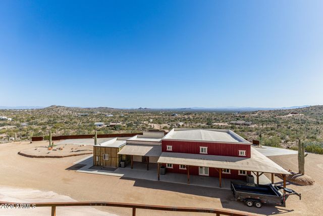 27194 N BEAR PAW Pass, San Tan Valley, AZ 85144