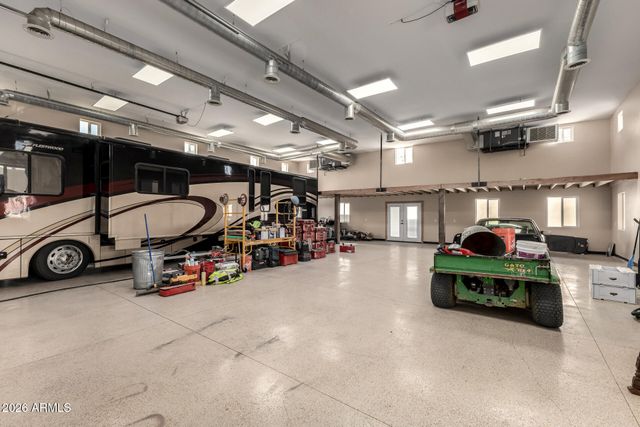 27194 N BEAR PAW Pass, San Tan Valley, AZ 85144