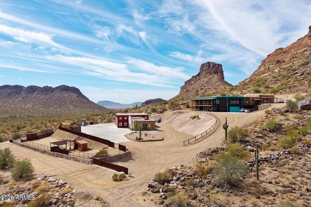 27194 N BEAR PAW Pass, San Tan Valley, AZ 85144