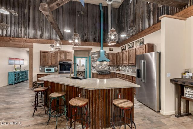 27194 N BEAR PAW Pass, San Tan Valley, AZ 85144