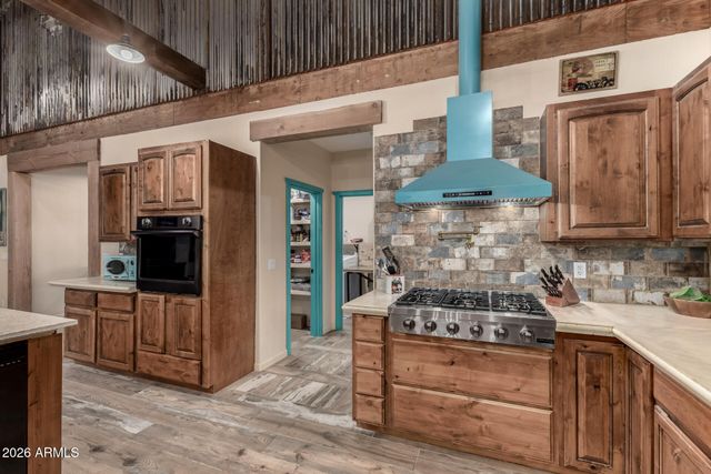 27194 N BEAR PAW Pass, San Tan Valley, AZ 85144