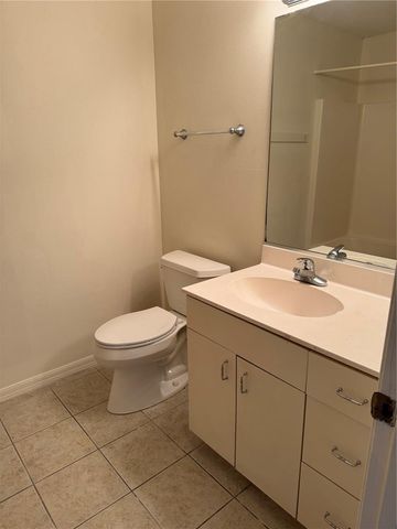 7049 MIDWAY TERRACE 3, Ocala, FL 34472
