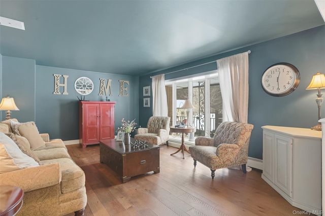 14 Tall Pines Drive, Hopewell Junction, NY 12533