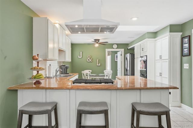 14 Tall Pines Drive, Hopewell Junction, NY 12533