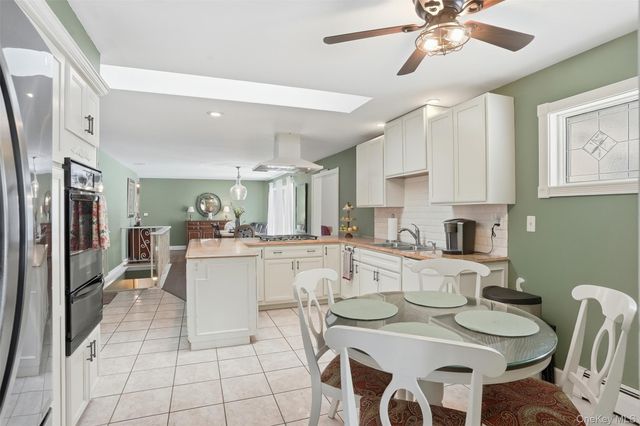 14 Tall Pines Drive, Hopewell Junction, NY 12533