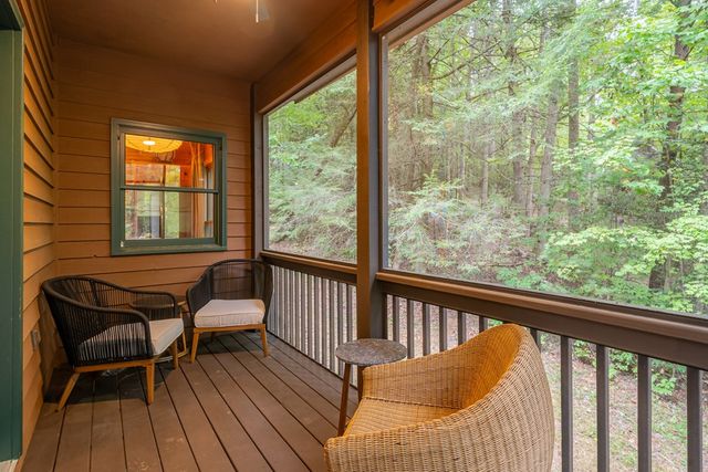 60 Icy Lane, Blue Ridge, GA 30513