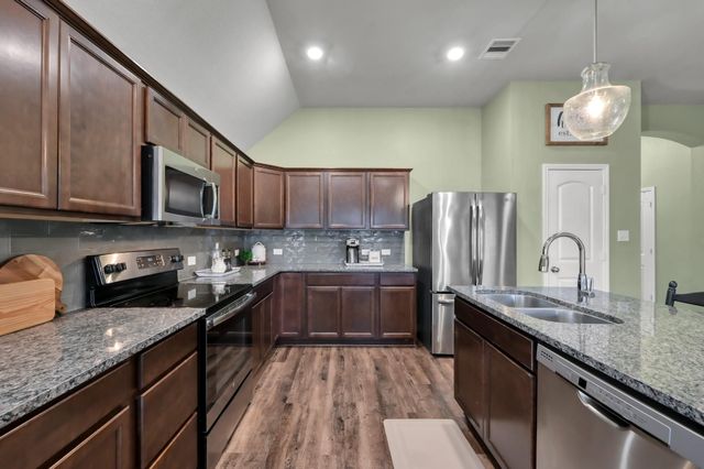 186 Brocks Lane, Montgomery, TX 77356