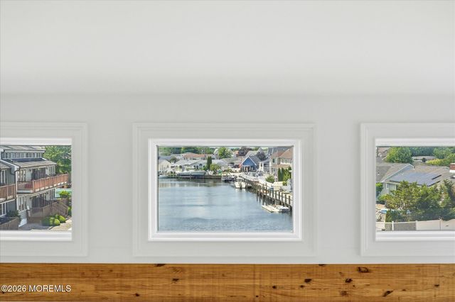 6 Hidden Harbor Drive, Point Pleasant, NJ 08742