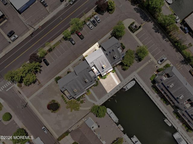 6 Hidden Harbor Drive, Point Pleasant, NJ 08742