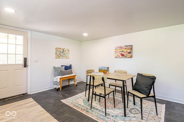 7425 S Harmony Road, Bloomington, IN 47403