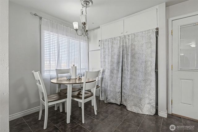 160 G Street NE, Ephrata, WA 98823