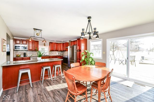 945 E 500 S, Anderson, IN 46013