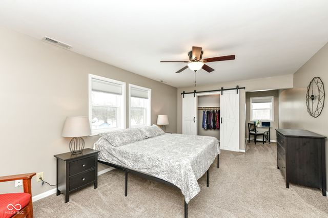 945 E 500 S, Anderson, IN 46013