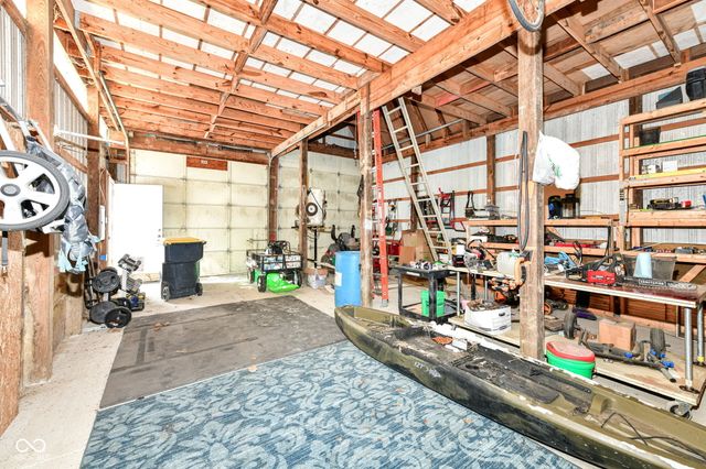 945 E 500 S, Anderson, IN 46013