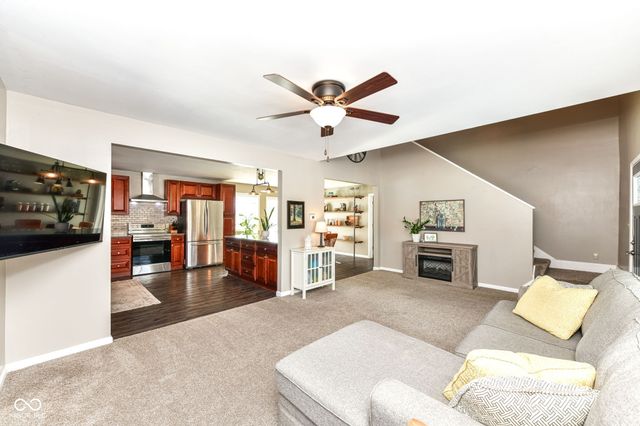 945 E 500 S, Anderson, IN 46013