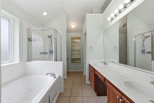 3221 Canary Lane, Midlothian, TX 76065