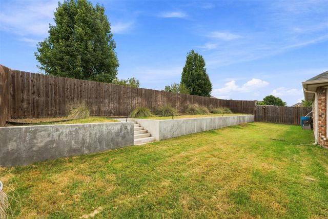 3221 Canary Lane, Midlothian, TX 76065