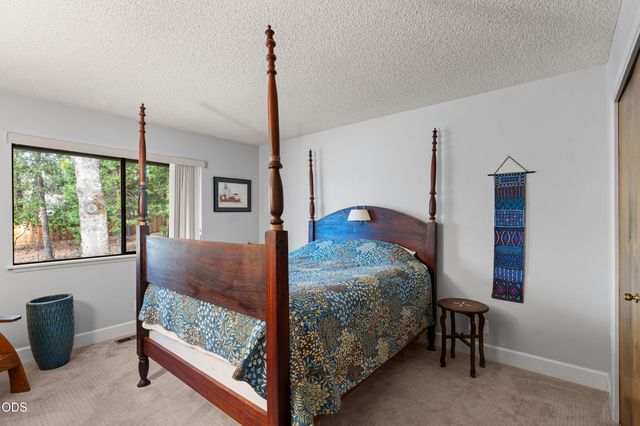 1218 Soldier Creek Road, Grants Pass, OR 97526