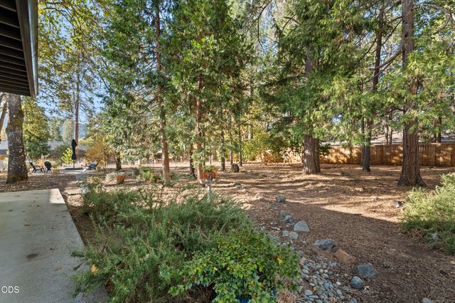 1218 Soldier Creek Road, Grants Pass, OR 97526