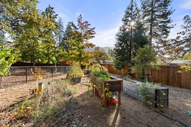 1218 Soldier Creek Road, Grants Pass, OR 97526