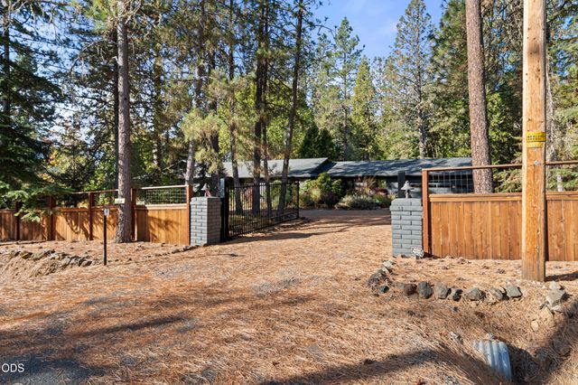 1218 Soldier Creek Road, Grants Pass, OR 97526