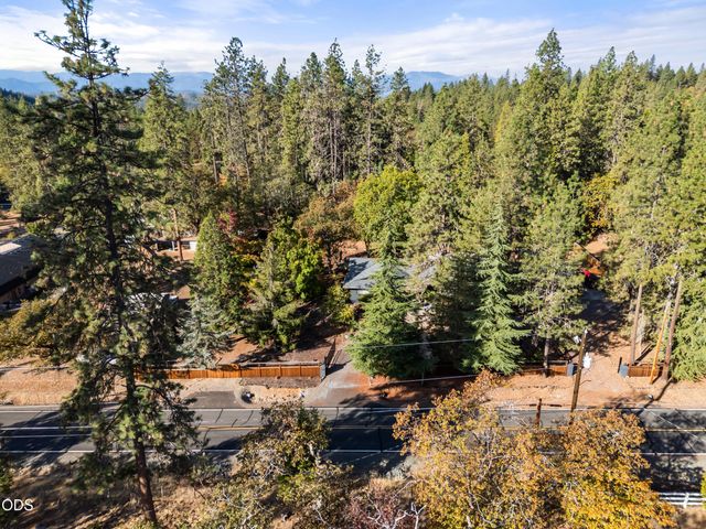 1218 Soldier Creek Road, Grants Pass, OR 97526