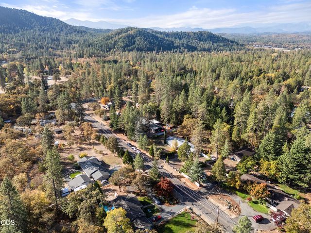 1218 Soldier Creek Road, Grants Pass, OR 97526