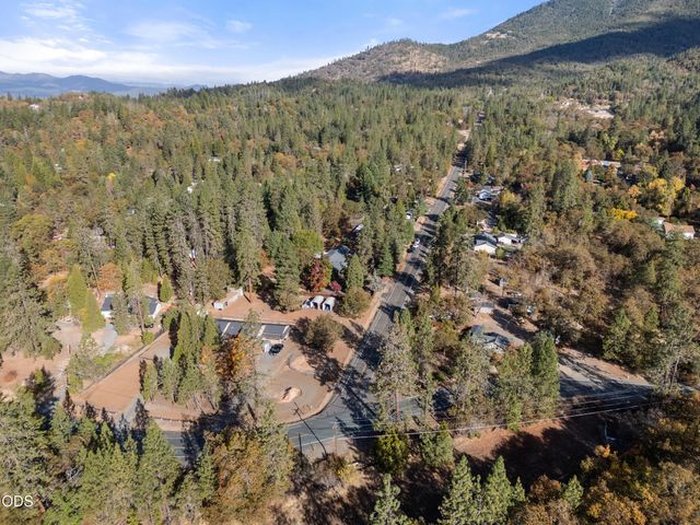 1218 Soldier Creek Road, Grants Pass, OR 97526