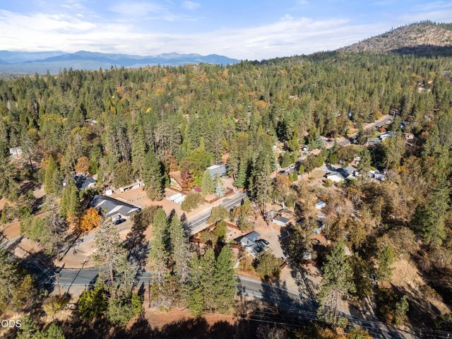 1218 Soldier Creek Road, Grants Pass, OR 97526