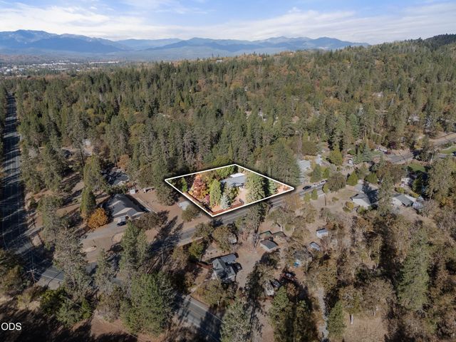 1218 Soldier Creek Road, Grants Pass, OR 97526