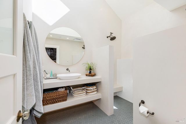 3150 Pepper Rd, Petaluma, CA 94952