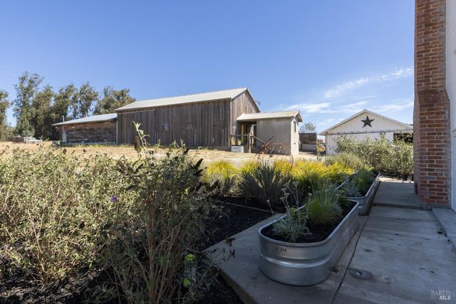 3150 Pepper Rd, Petaluma, CA 94952