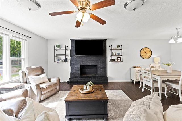 2911 N 83rd Terrace, Kansas City, KS 66109