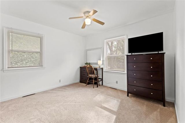 2911 N 83rd Terrace, Kansas City, KS 66109