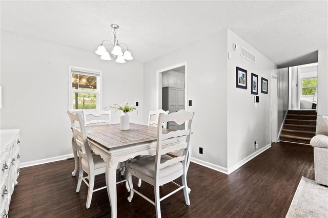 2911 N 83rd Terrace, Kansas City, KS 66109