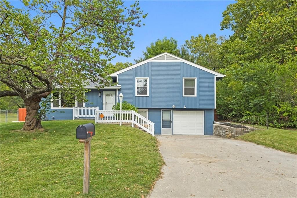 2911 N 83rd Terrace, Kansas City, KS 66109