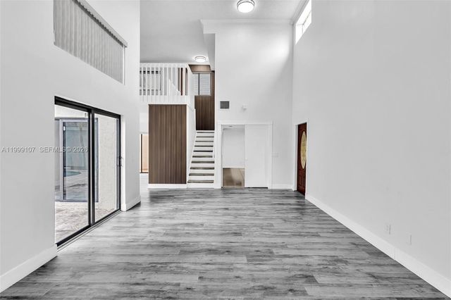 17532 NW 61st Ct N, Hialeah, FL 33015